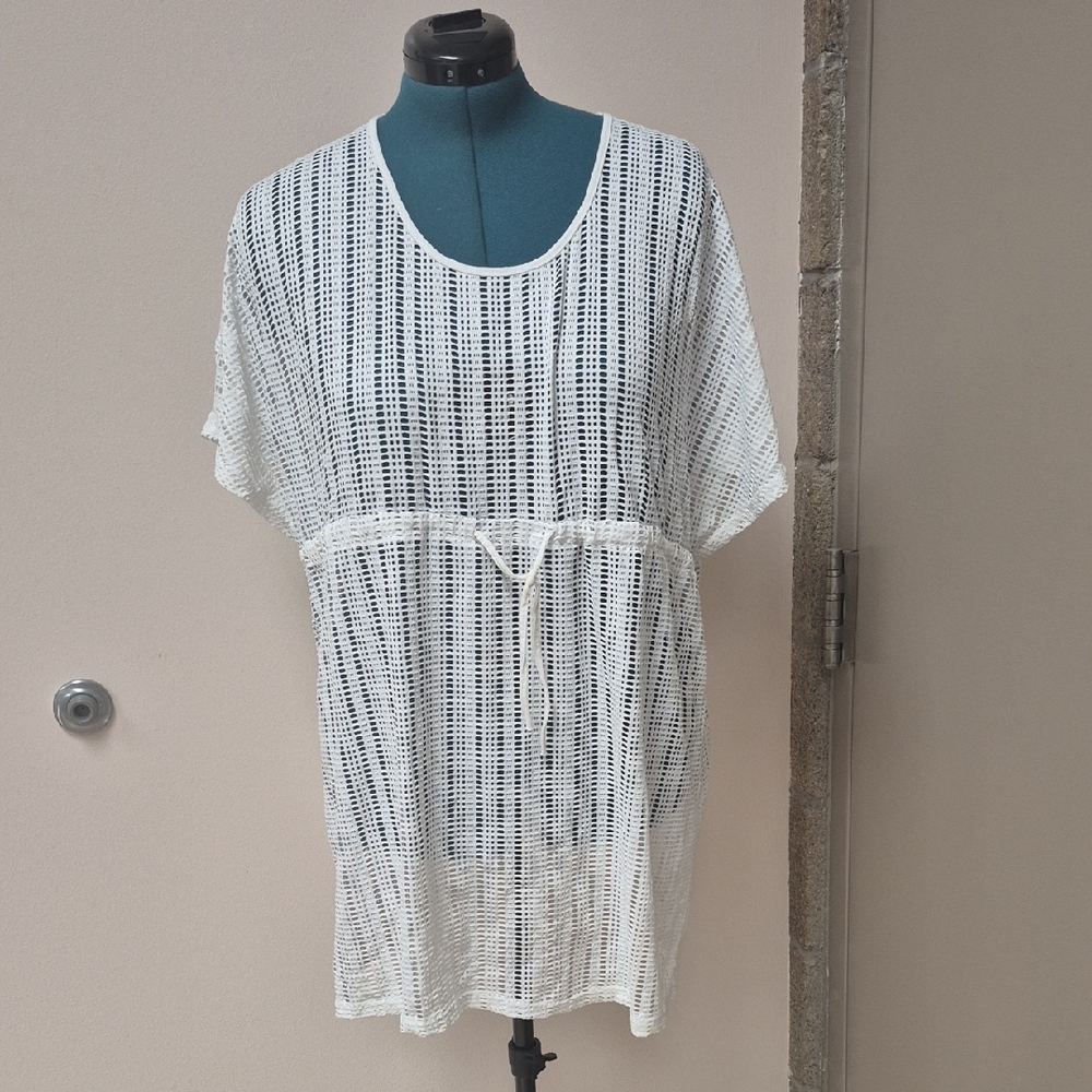 Women's White Knit Swim Coverup